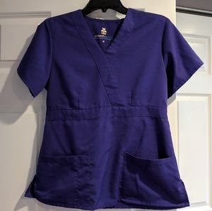 Scrub top